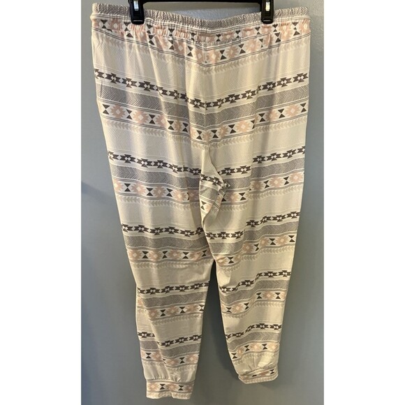 NWT Eddie Bauer Soft Pajama Set with Aztek Design Beige  Size XL - Picture 9 of 9